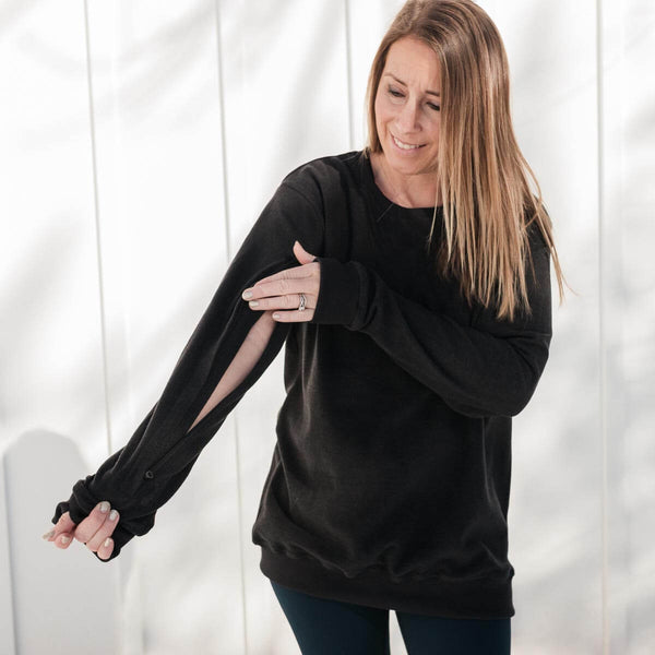 IV Crewneck Black | Model is 5'3" 130lbs wearing size S